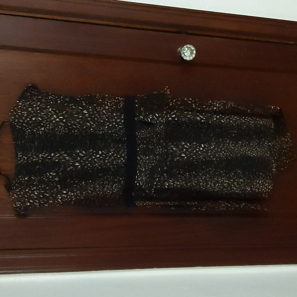 Cynthia Steffe Ruffle V Neck Animal Print Straight Silk Dress Size 12 - Picture 9 of 13